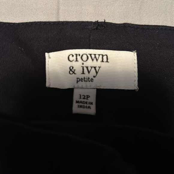 NWT Crown and Ivy shorts - Picture 2 of 4